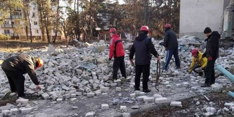 Армія відновлення: стало відомо, наскільки уряд збільшив оплату за виконання суспільно корисних робіт