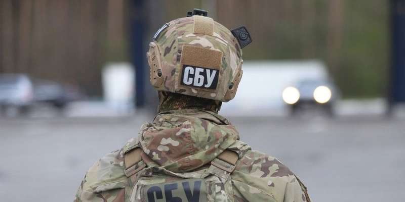 Соски, клізми та китайські турнікети. Чому СБУ звинувачує Київгуму в постачанні медтоварів до РФ і чи тягне це на пособництво агресору?
