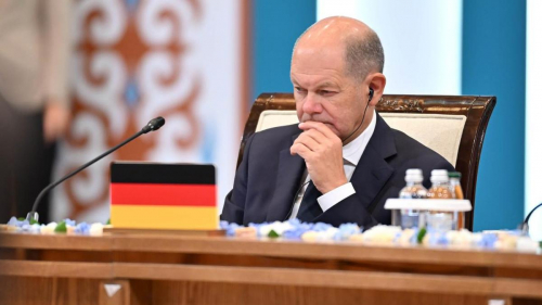 Шольц признал "горькое" поражение своей партии на выборах в бундестаг
